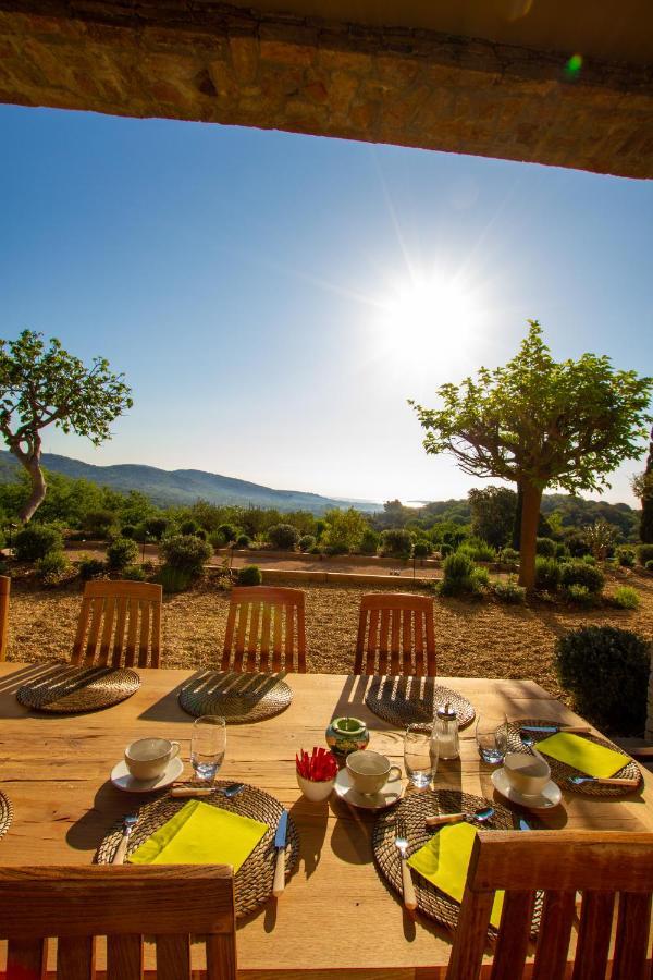 Bed and Breakfast Le Mas Saint Michel Grimaud Exterior foto