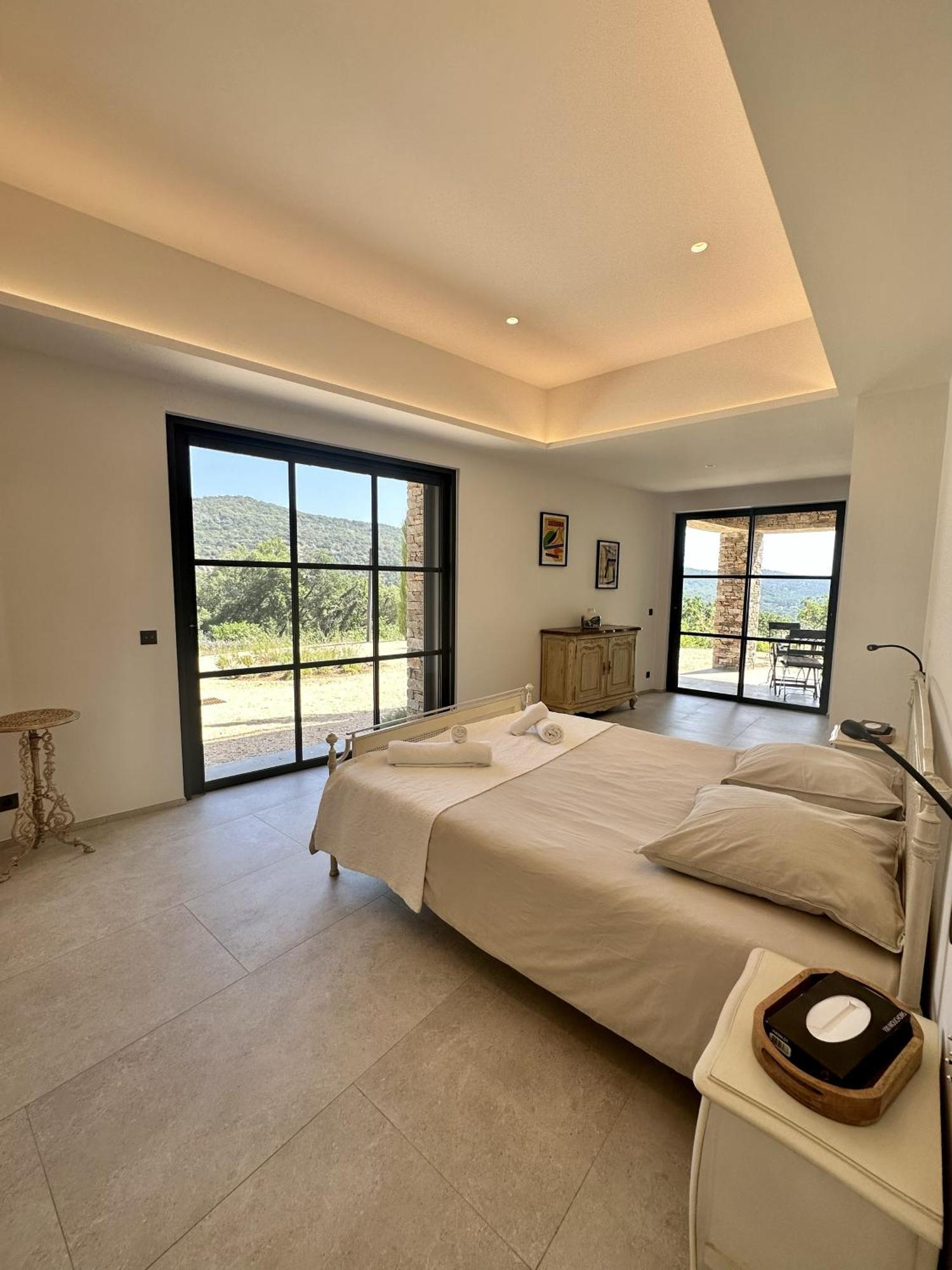 Bed and Breakfast Le Mas Saint Michel Grimaud Exterior foto