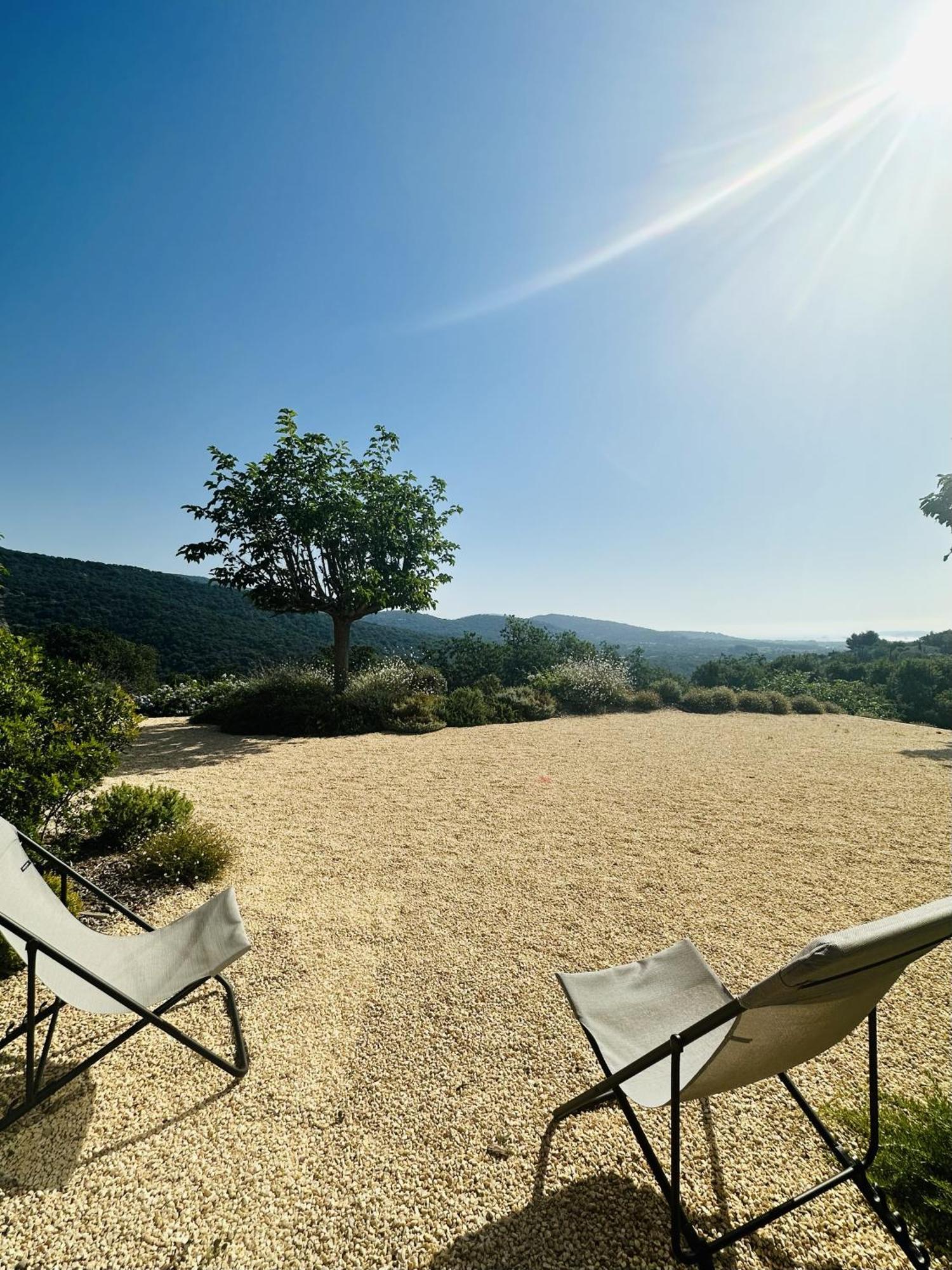 Bed and Breakfast Le Mas Saint Michel Grimaud Exterior foto